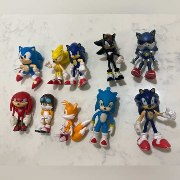 Colorful Hedgehog Character Figurine Set - Picture 8 of 16